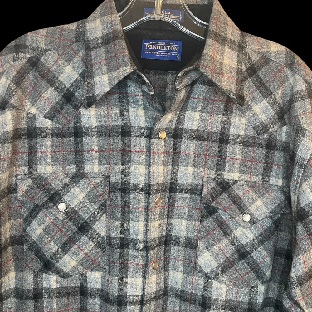 Vintage Pendleton High Grade Western Wear Plaid Wool Shirt Mens M Pearl Snap - Picture 3 of 8
